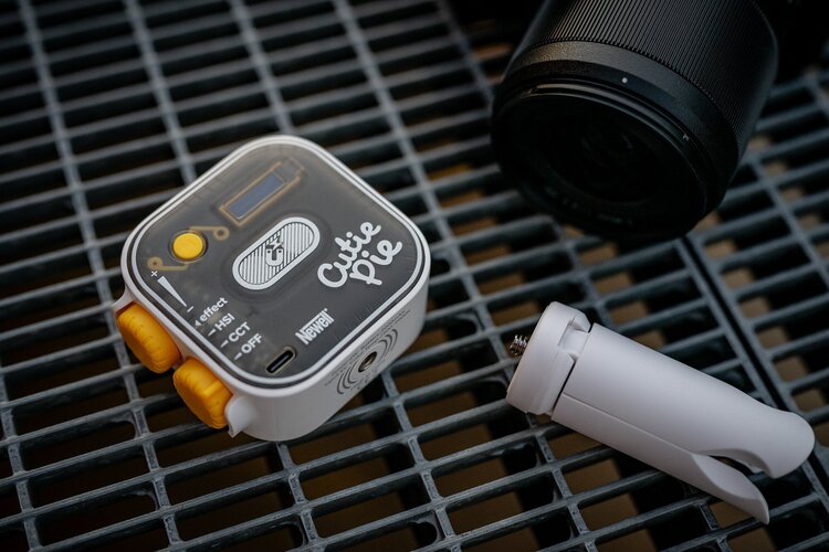 Lampa LED Newell RGB Cutie Pie - biała