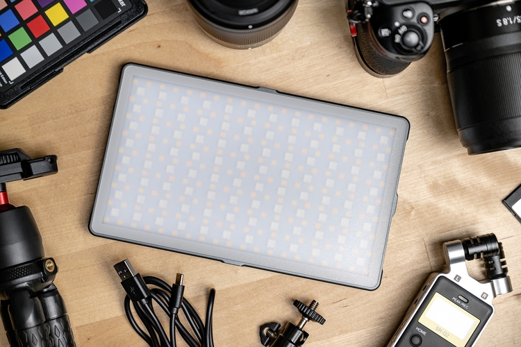 Lampa Newell Led RGB-W Rangha Max