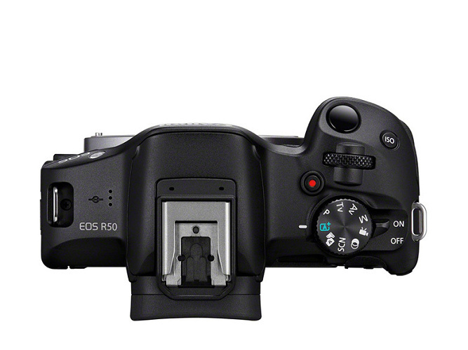 Canon EOS R50 z ob. RF-S 18-150mm f/3.5-6.3 IS STM  