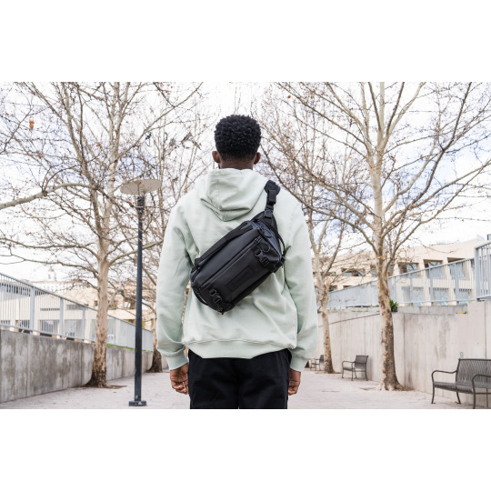 Torba fotograficzna Wandrd Rogue Sling 6 l - liliowa