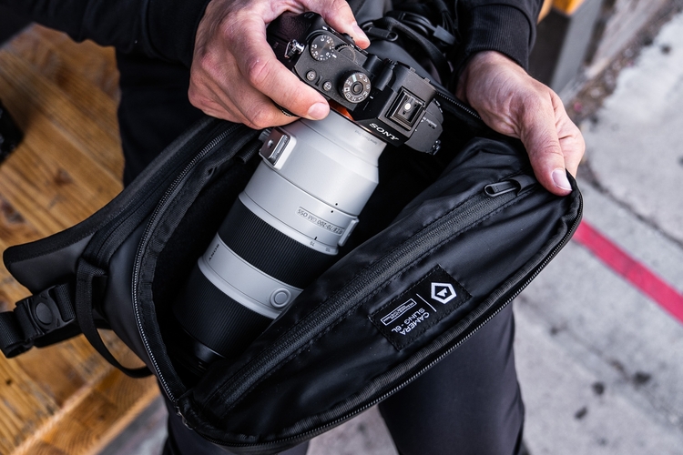 Torba fotograficzna Wandrd Rogue Sling 6 l - liliowa