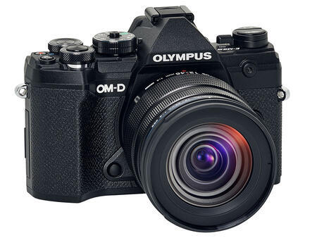 Olympus OM-D E-M5 Mark III 12-45mm 4.0