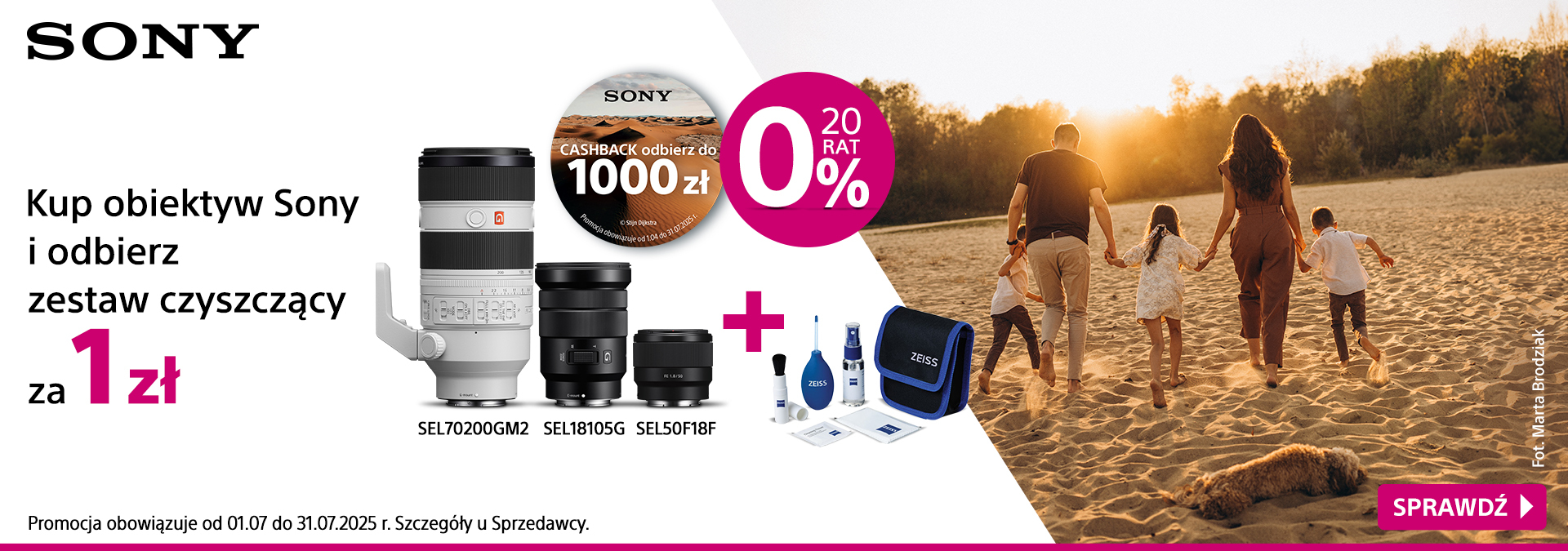 Plaża, rodzina trzymająca się za ręce, obiektywy Sony, informacja o promocji  - kup obiektyw i odbierz zestaw czyszczący za 1zł