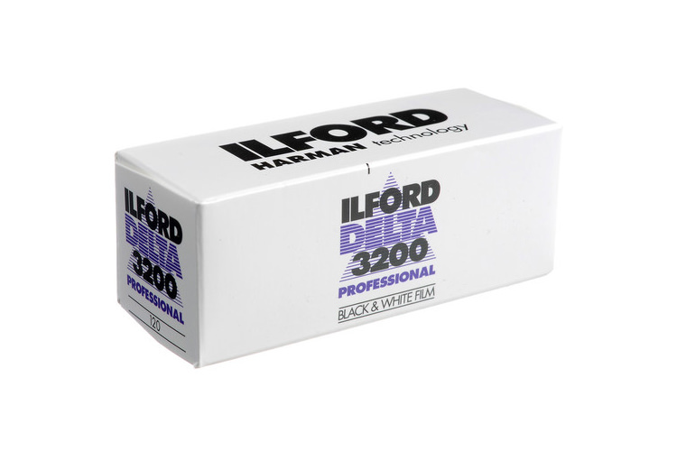 Film ILFORD DELTA B&W 3200 /120 (1kaseta)