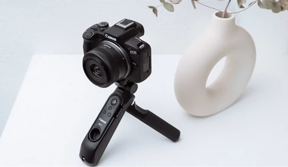 Canon EOS R50